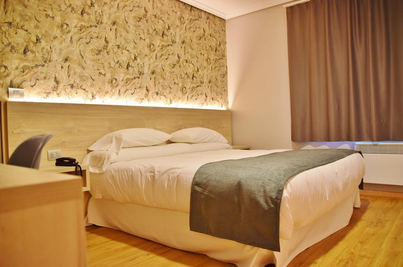 Hospedium Hotel La Marina Costa Da Morte 쎄 외부 사진