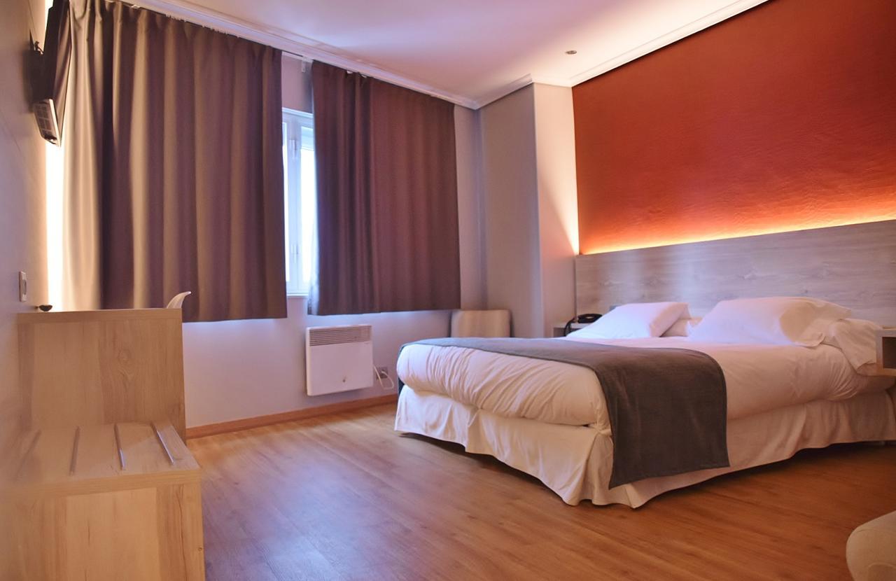 Hospedium Hotel La Marina Costa Da Morte 쎄 외부 사진