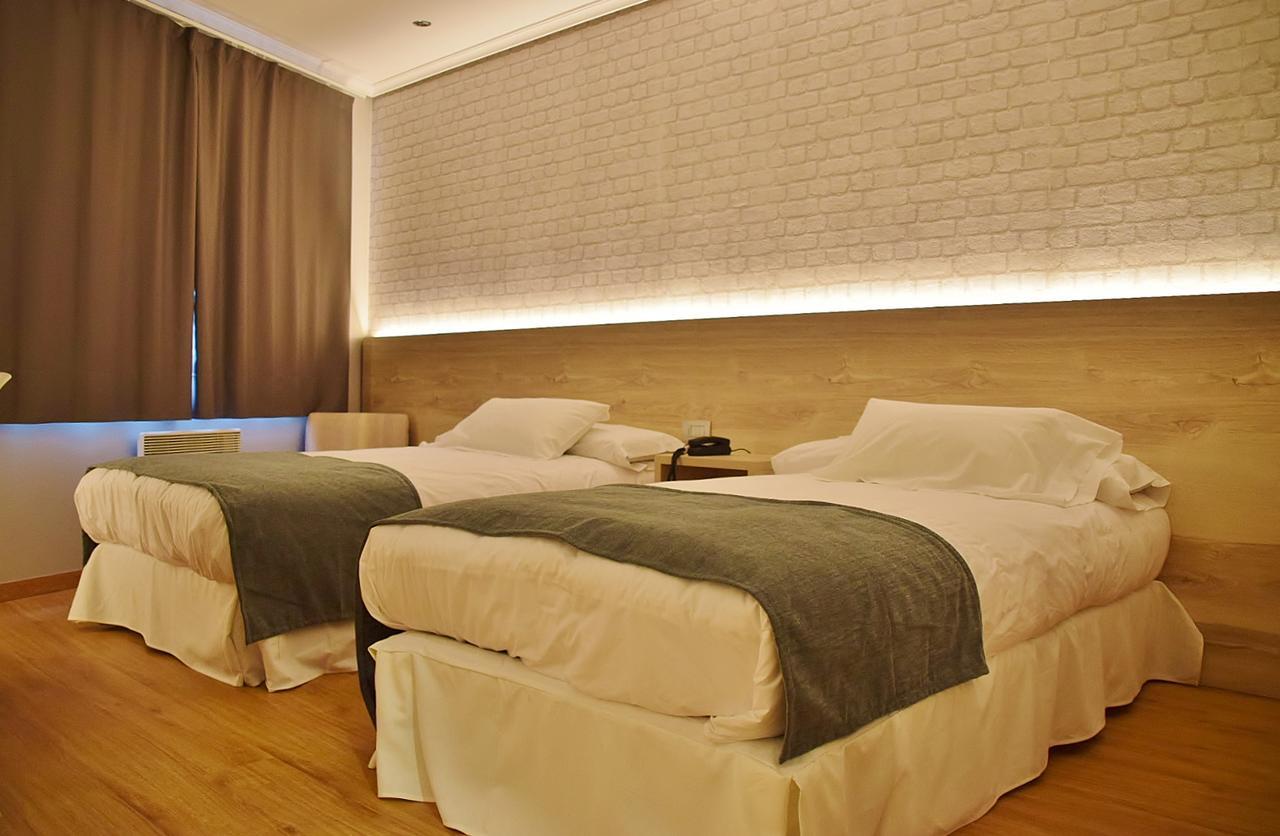 Hospedium Hotel La Marina Costa Da Morte 쎄 외부 사진