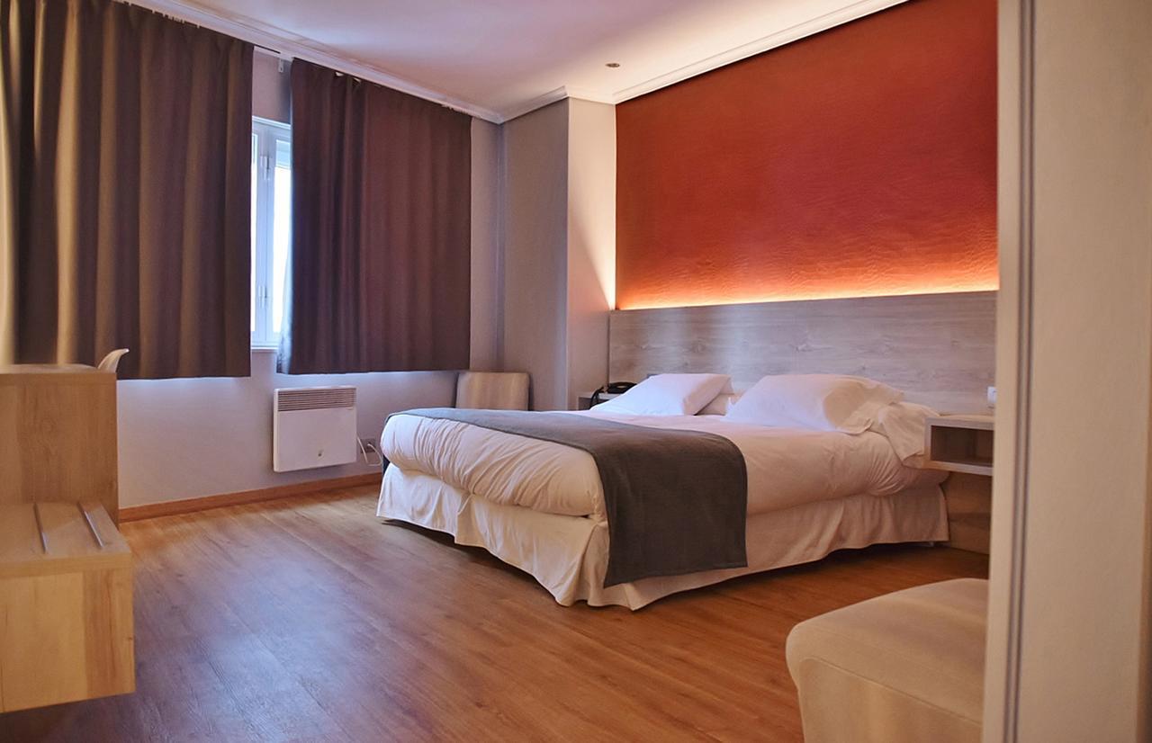 Hospedium Hotel La Marina Costa Da Morte 쎄 외부 사진