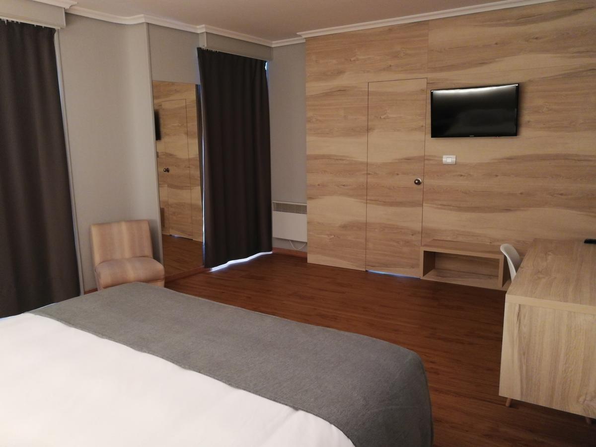 Hospedium Hotel La Marina Costa Da Morte 쎄 외부 사진