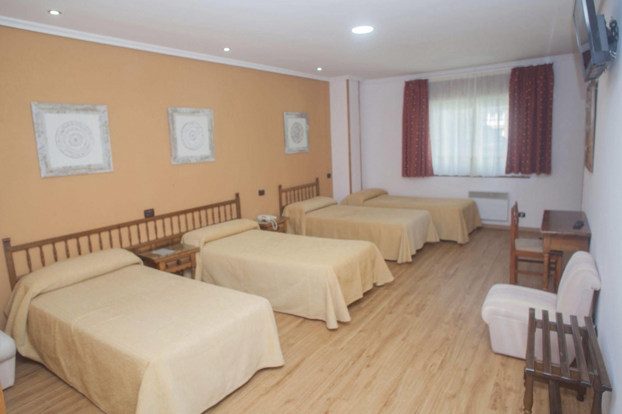 Hospedium Hotel La Marina Costa Da Morte 쎄 외부 사진