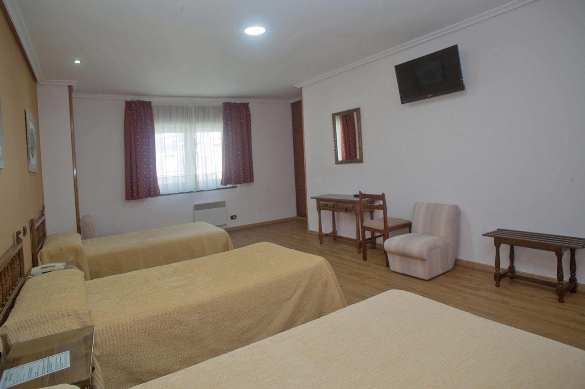 Hospedium Hotel La Marina Costa Da Morte 쎄 외부 사진