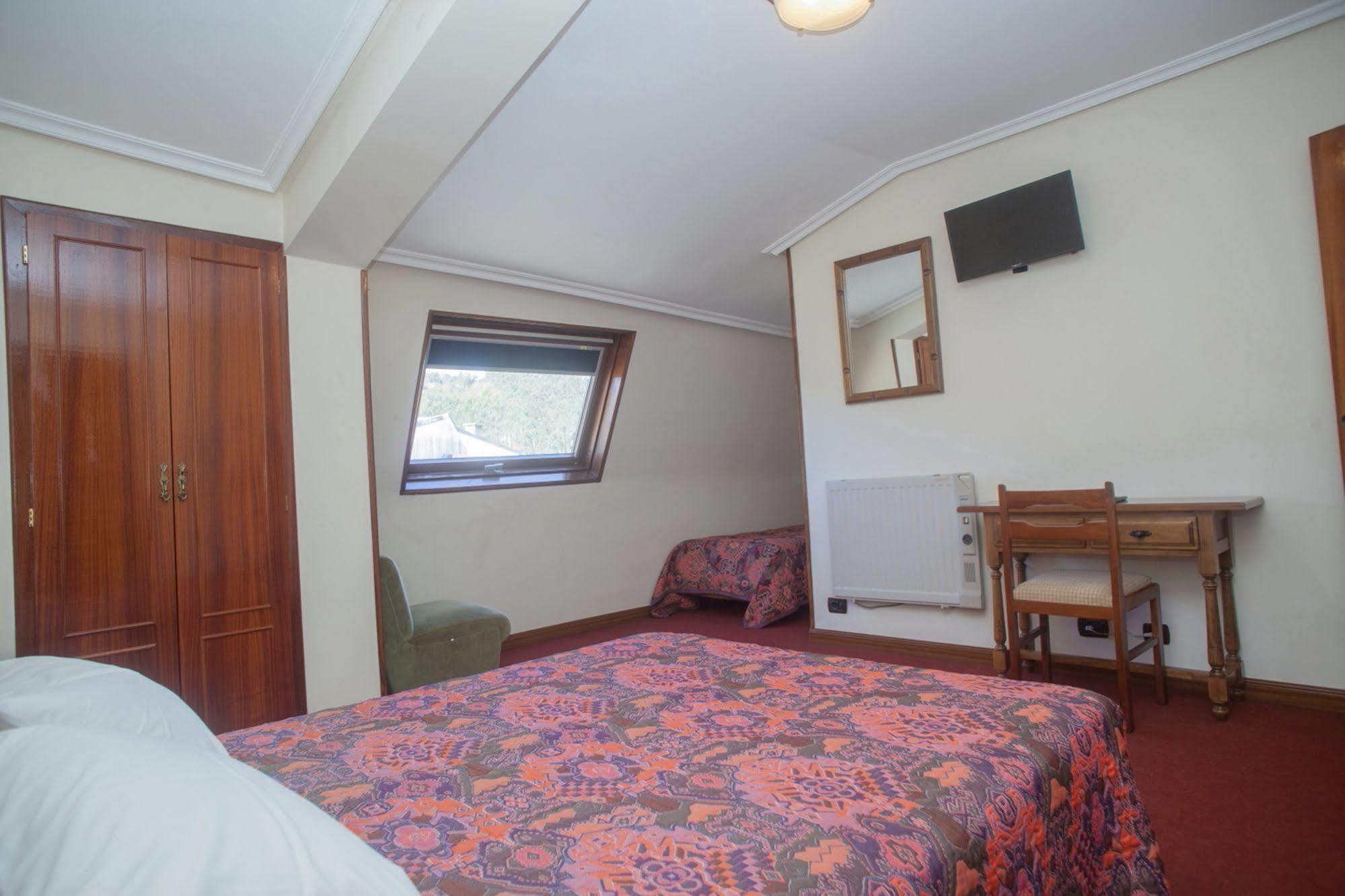 Hospedium Hotel La Marina Costa Da Morte 쎄 외부 사진