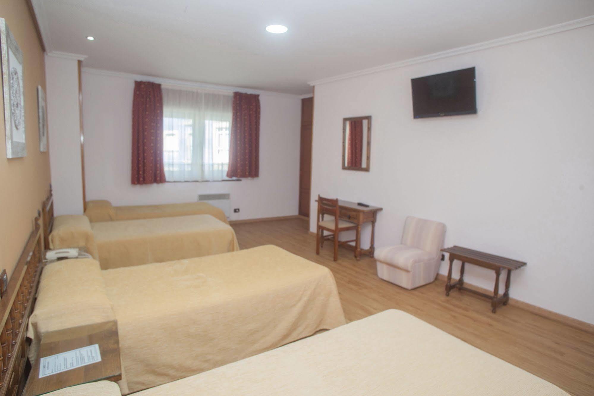 Hospedium Hotel La Marina Costa Da Morte 쎄 외부 사진